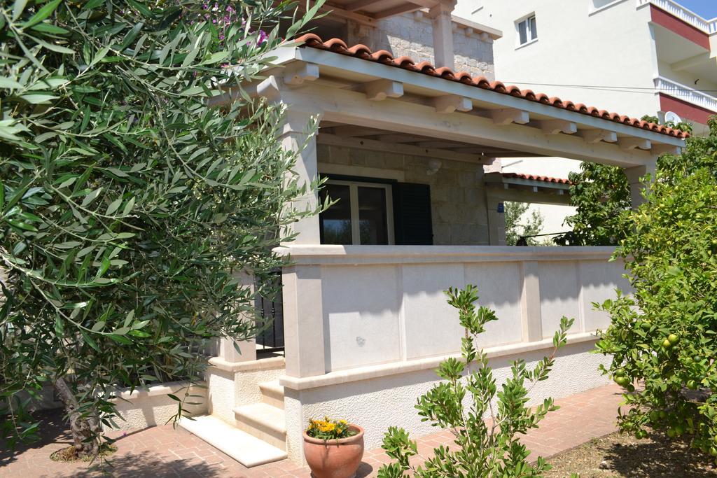 Apartments Iskra Duce Exterior photo
