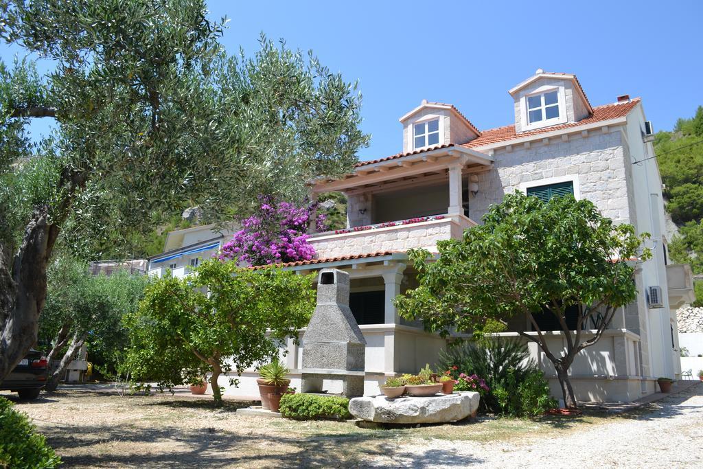 Apartments Iskra Duce Exterior photo